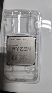 AMD Ryzen 5 5600X Processore (4,6GHz, 6 Core/12 threads, Socket AM4) no box - Foto 1 di 2