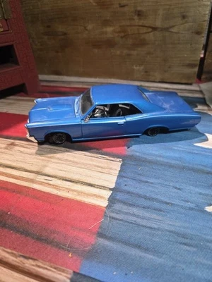 Classic Metal Works 1/24 Scale 1966 Pontiac GTO Missing Wheels - Image 1 of 3