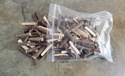 Troncos divididos en miniatura para casa de muñecas para chimenea leña escala 1:12 Foto 1 de 4