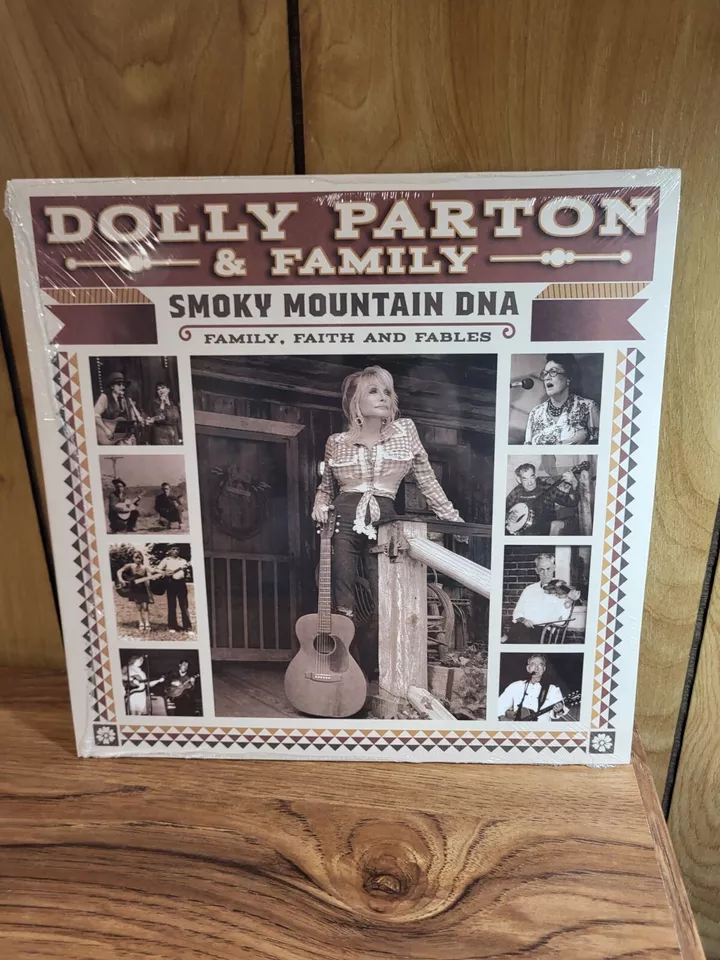 Dolly Parton - Dolly & Family Smoky Mountain DNA, 3 lp's (SEALED) - Image 1 of 2