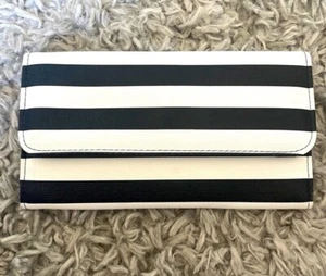 NWOT KUT FROM THE KLOTH Leatherette Black & White Classic Striped Wallet - Picture 1 of 2