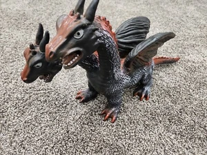 2010 Toys R Us 2 Headed Dragon Maidenhead Rubber Figure Toy Fantasy fast ship - Picture 1 of 5