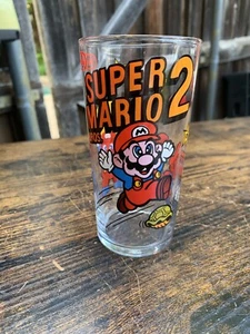 Vaso promocional Super Mario Bros 2 Nintendo 1989 | 5 1/4" de alto - Imagen 1 de 9