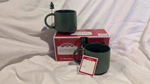 Holiday Time 2-Pack Mugs W/Tree Stirrers (Green) 16 Oz. Each W/Gift Tag BNIB! - Picture 1 of 3