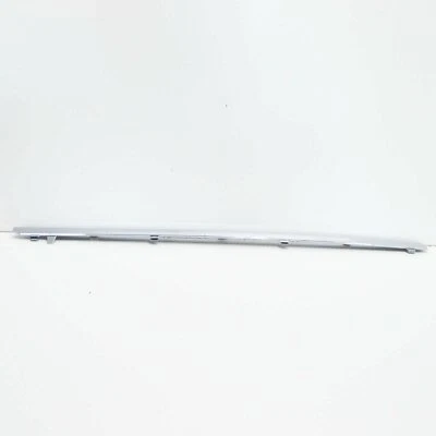 NEW MERCEDES-BENZ C-CLASS W205 REAR LEFT DOOR MOLDING A2056906302 205-690-63-02 - Изображение 1 из 4