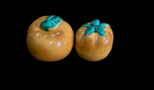 Vintage Ermetic Pumpkin /Tomato Salt Pepper Shakers - Picture 1 of 3
