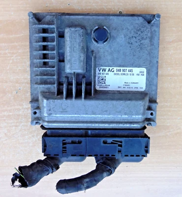 Motorsteuergerät  AUDI A1 1,4TDI 66 Kw DCM 6,2V VW AG 04B907445 Delphi 28459901 - Bild 1 von 4
