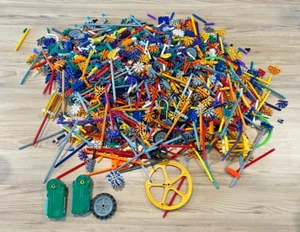 Approx 5 Pounds of K'Nex Assorted Parts & 2 Battery Motors Working Education Toy - Picture 1 of 11
