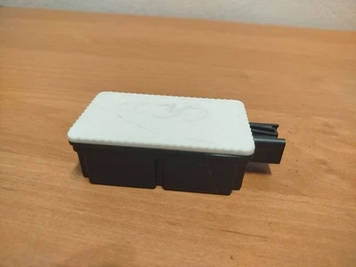 Centralina comfort chiusura centralizzata Volvo C30 2010 31268992 KKE102487 - Immagine 1 di 4