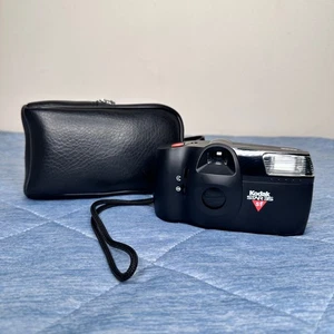 Kodak Star 35 SF 35mm Film Camera Point & Shoot w/ Case Battery Operated TESTED - Picture 1 of 10