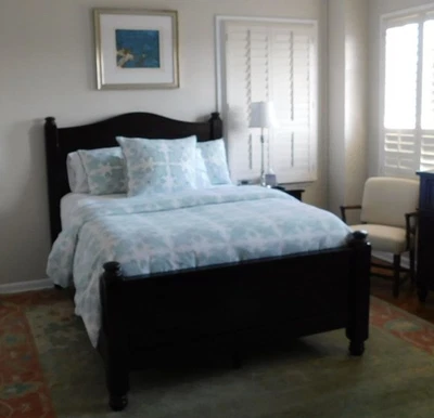 Pottery Barn Aiden Medallion Blue Queen Duvet Cover Set With 2 Shams 1 Euro Sham - Image 1 of 4