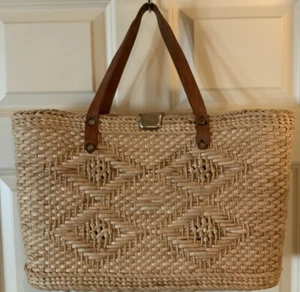 Vintage Made In Italy Chic Straw Raffia Tote Handbag Purse W leather Handles - Picture 1 of 10