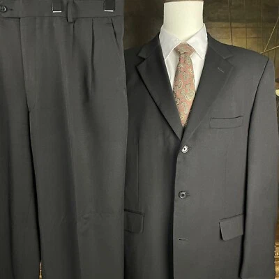 Linea Uomo 44R 34 x 28 2 Piece Black 100% Wool 3 Button Pleated Pants Suit - Image 1 of 4