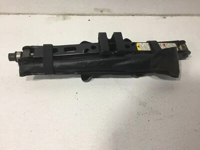 02 03 04 Saturn Vue Jack & Kit de herramientas emergencia en carretera 22722566 OEM con bolsa de asa Foto 1 de 4