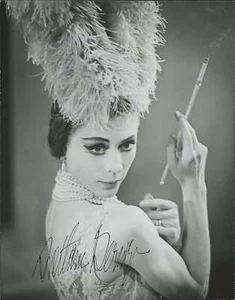 Beriosova, Svetlana. (1932–1998) "Les biches" - BALLET Signed Photograph - Picture 1 of 2