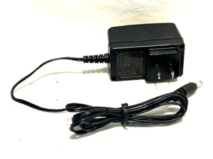 Genuine Hoioto ADS-25FP-12 AC/DC Power Supply Wall Adapter 12V 2A 24W OEM - Picture 1 of 2