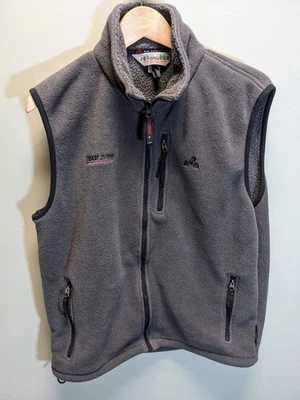 Vintage 2000 EMS Eastern Mountain Sports Polartec Fleece Vest Medium Gray EUC - Image 1 of 4