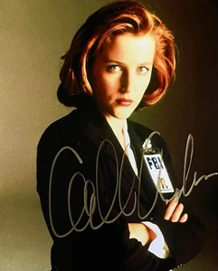 GILLIAN ANDERSON HANDSIGNIERT THE X-FILES 8x10 FOTO - Bild 1 von 1