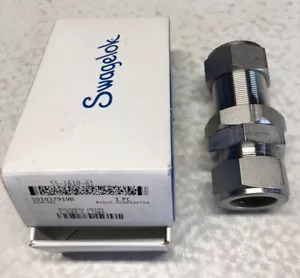 NEW Swagelok SS-1610-61 TUBE FITTING BULKHEAD UNION 1 IN. TUBE OD - Picture 1 of 1
