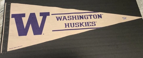 Vintage Wincraft Pennant NCAA Washington Huskies Cover
