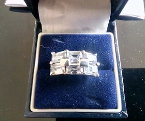 lOVELY ladies dress 925 SILVER RING - Picture 1 of 5