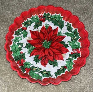Vintage Christmas Poinsettia Scalloped Plastic Serving Plate - Picture 1 of 4