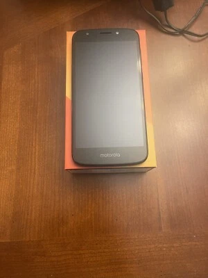 Motorola XT1921 Moto E5 Play Verizon Smartphone GOOD - Image 1 of 4