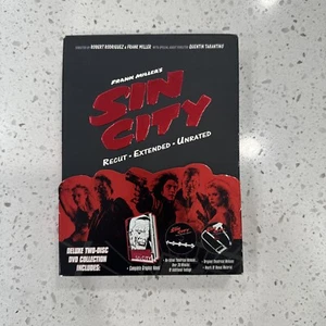 Sin City: Recut, Extended, Unrated Special Edition box set DVD w/graphic novel! - Picture 1 of 5