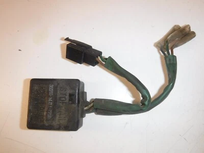 CAIXA SENSOR RELÉ DE PARADA/LANTERNA TRASEIRA HONDA V65 MAGNA 83-86 - Imagem 1 de 3