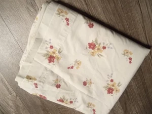 Sábana plana vintage de primavera rosas reina casa granja rojo naranja flores florales  - Imagen 1 de 6