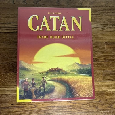 CATAN 棋盘游戏 CN3071 – Trade Build Settle – 经典红色盒子密封全新 — 第 1/4 张图片