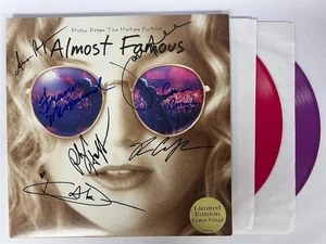 Raro — Autografato ALMOST FAMOSO film cast colorato edizione limitata vinile con certificato di autenticità - Foto 1 di 1