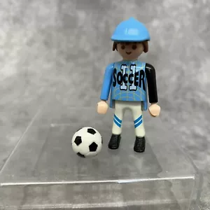 Playmobil personaggio calciatore + pallone - Foto 1 di 5