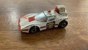 1977 Vintage Hot Wheels Science Friction Space Cop White Hong Kong - Picture 1 of 5