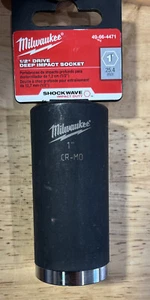 Milwaukee 1" - 1/2 Drive Deep Socket Impact - Picture 1 of 4