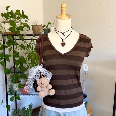 Top vintage Y2K Union Bay marrón a rayas en capas con cami para mujer S 2000s Preppy Foto 1 de 4