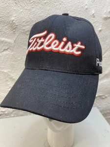 Authentische TITLEIST Pro V1 FootJoy schwarze klassische Kappe Mütze verstellbarer Riemen hinten gebraucht, in einwandfreiem Zustand - Bild 1 von 6