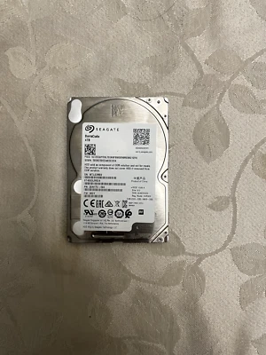 Seagate BarraCuda 4TB Internal 5400RPM 2.5 in. HDD (ST4000LM024) - Image 1 of 2