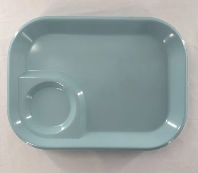 Vintage Rubbermaid Melamine Lunch Plates/Snack Tray Set of 6 - Image 1 of 3