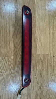 2004 - 2010 Toyota Sienna Lift Gate High Mount LED 3rd Third Brake Light OEM  - Image 1 of 4