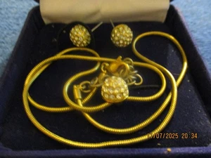 MONET Vintage Damen passende goldfarbene KRISTALLKUGEL Halskette & Ohrringe - Bild 1 von 2