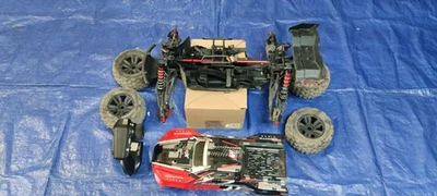 Arrma 1/8 KRATON 6S V5 4X4 BLX Monster Truck with Spektrum Firma RTR ARA8608V5T1 - Image 1 of 4