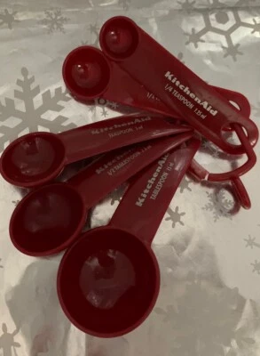 ❤️KitchenAid Measuring Spoons Empire Red Spoon Set EUC - Image 1 of 4