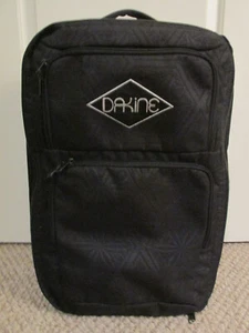 DAKINE CARRY ON ROLLER LUGGAGE WITH HANDLE 36L OUTER ZIPPER POCKETS BLACK - Picture 1 of 8