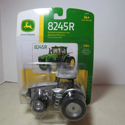 Trattore Ertl John Deere 8245R Argento 100° Anni di JD Trk 1/64 JD-45667A-7HC-P2 - Immagine 1 di 4