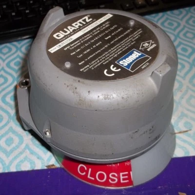 QUARTZ STONEL QN2PE02SRA SPST SENSOR 1/2" 3/4" 0.15A 125VAC 30VDC (WL65-1) - Image 1 of 4