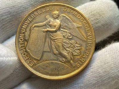 France 1867 medal by Ponscarme Exposition Universelle Paris, gilded tin, UNC-AU - Image 1 of 4