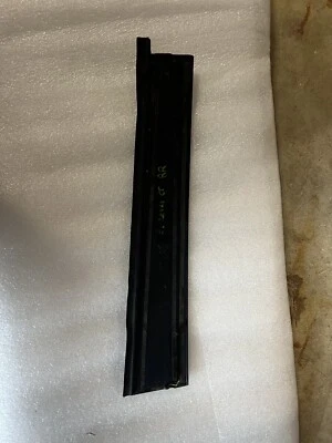 Moldura de pilar de puerta trasera derecha OEM 75761-76010 para Lexus CT200h 2011-2017 Foto 1 de 2