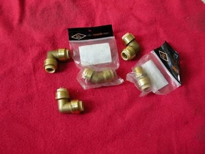Solderless SharkBite Style Push Fit 1/2" 90, 45 Degree Elbow Male Adapters - Picture 1 of 2
