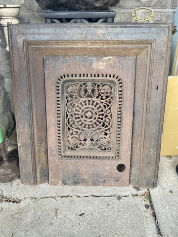 LG. Victorian Ornate Heavy CAST IRON FIREPLACE GRATE INSERT Antique Architecture Cover